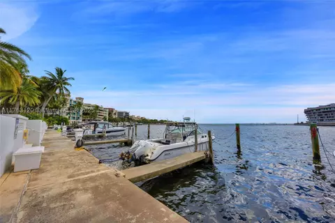 1600 S Bayshore Ln #7D, Coconut Grove, FL 33133
