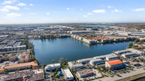 2427 W 52nd Pl #5-1, Hialeah, FL 33016