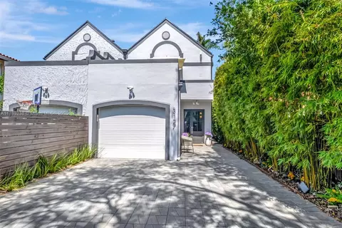 3127 Jackson Ave, Coconut Grove, FL 33133