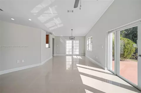 19081 NW 77th Ct, Hialeah, FL 33015 photo 6