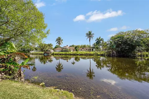 19081 NW 77th Ct, Hialeah, FL 33015 photo 33