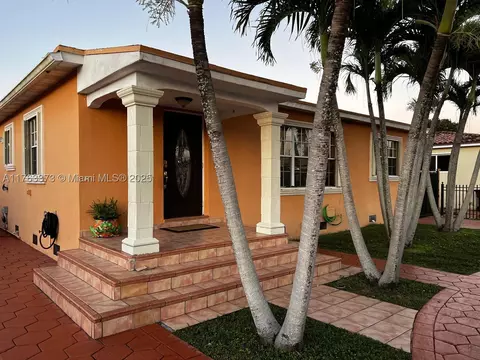 59 E 64th St, Hialeah, FL 33013