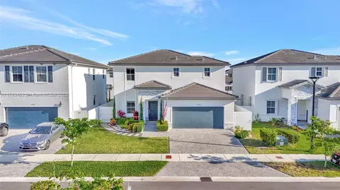 12735 SW 215th Ter, Miami, FL 33177