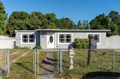 1231 E 8th Ave, Hialeah, FL 33010 photo 1