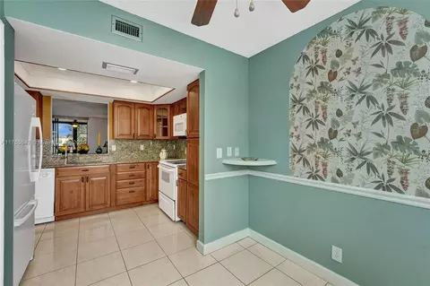 7311 NW 18th St #204, Margate, FL 33063 photo 17