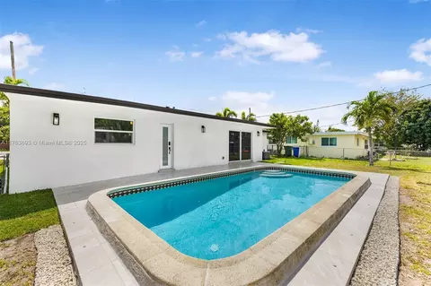 6335 Southgate Blvd, Margate, FL 33068