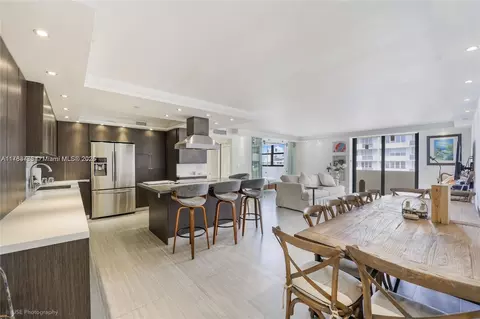 1621 Collins Ave #801, Miami Beach, FL 33139