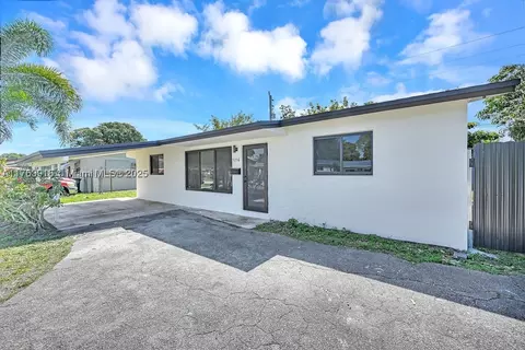 3056 NW 20th St, Fort Lauderdale, FL 33311