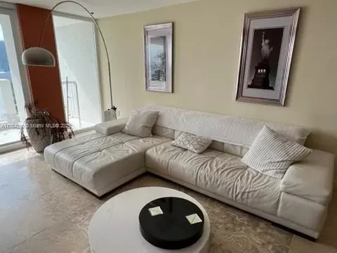 555 NE 15th St #28J, Miami, FL 33132