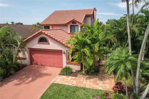 3851 NW 7th Pl, Deerfield Beach, FL 33442