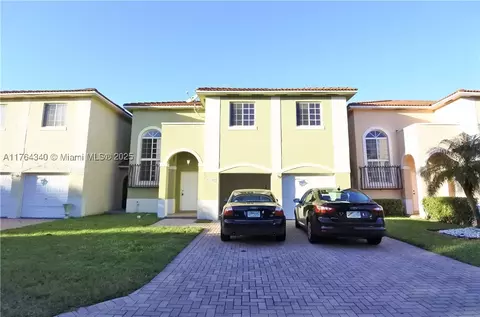 13549 SW 142nd Ter, Miami, FL 33186