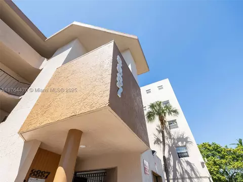 8887 Fontainebleau Blvd #103, Miami, FL 33172
