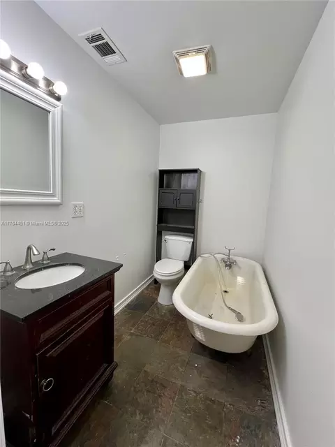 Bath - 2985 Hilltop Rd A, Saint Augustine, FL 32086 photo 1 of 2