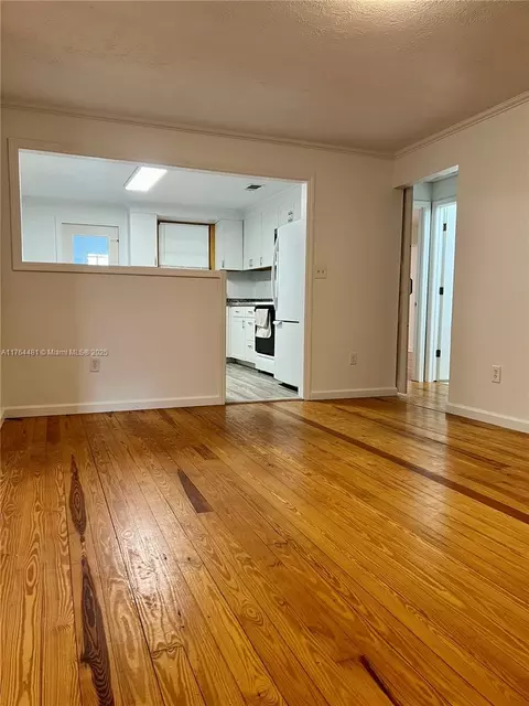 Living - 2985 Hilltop Rd A, Saint Augustine, FL 32086 photo 5 of 5