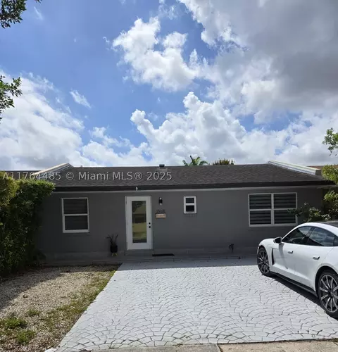 13018 SW 49th Ter, Miami, FL 33175