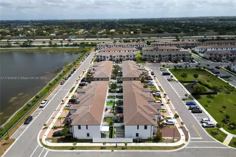 Undisclosed, Hialeah, FL 33018 photo 7