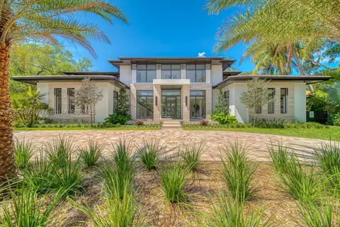 6900 Granada Blvd, Coral Gables, FL 33146