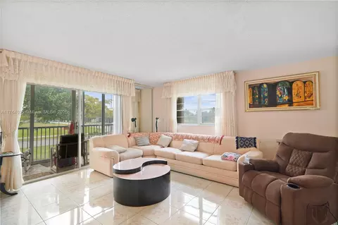 12950 SW 7th Ct #212A, Pembroke Pines, FL 33027