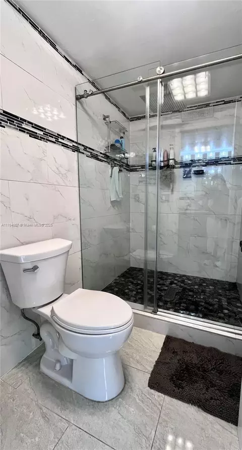 Bath - 6126 Seven Springs Blvd, Greenacres, FL 33463 photo 1 of 6