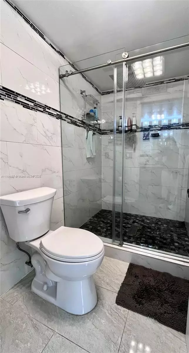 Bath - 6126 Seven Springs Blvd, Greenacres, FL 33463 photo 1 of 6