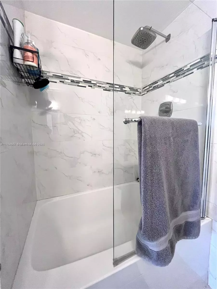 Bath - 6126 Seven Springs Blvd, Greenacres, FL 33463 photo 6 of 6