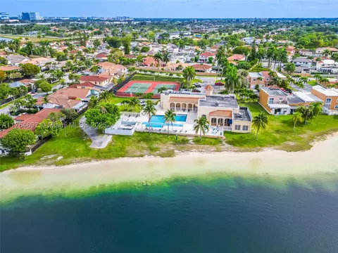 1199 NW 124 Ave #2201, Miami, FL 33182