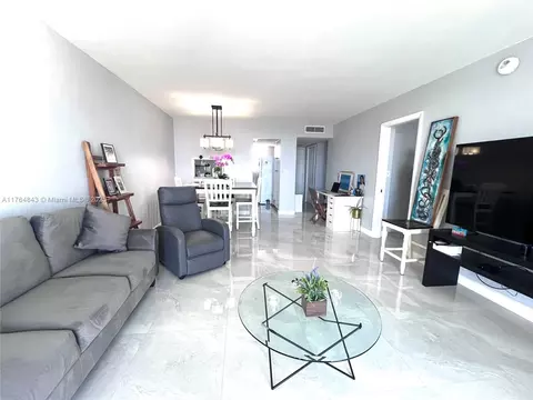 2930 Point East Dr #E606, Aventura, FL 33160