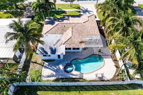 2201 NE 52nd St, Fort Lauderdale, FL 33308
