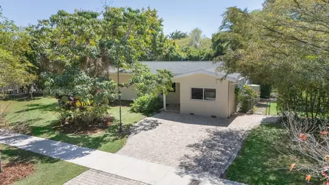 7350 SW 96th St, Pinecrest, FL 33156