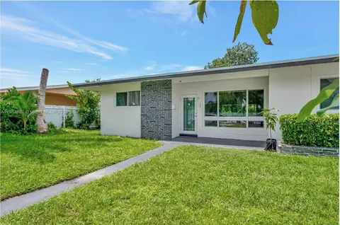 19330 NW 4th Ave, Miami Gardens, FL 33169