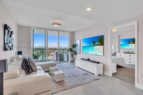 6700 Indian Creek Dr #1006, Miami Beach, FL 33141