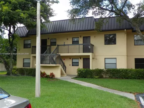 9373 NW 1st Ct #202, Pembroke Pines, FL 33024