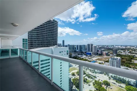 1800 N Bayshore Dr #4110, Miami, FL 33132