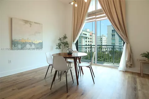 9055 SW 73rd Ct #405, Miami, FL 33156