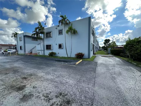 1340 W 41st St #201, Hialeah, FL 33012
