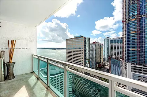 950 Brickell Bay Dr #2909, Miami, FL 33131