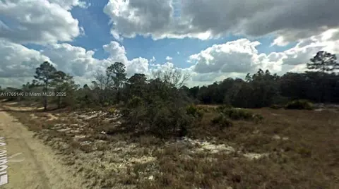 330 Summertime Ln, Lake Placid, FL 33852