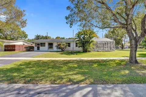 5130 SW 92nd Ter, Cooper City, FL 33328