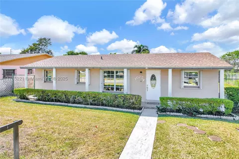 10754 SW 144th St, Miami, FL 33176