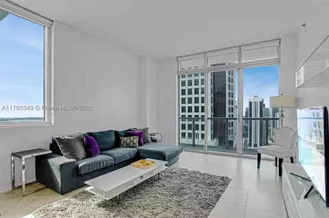 55 SE 6th St #4110, Miami, FL 33131