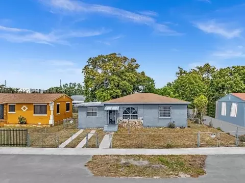 2941 NW 69th Ter, Miami, FL 33147