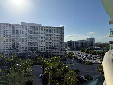 3801 S Ocean Dr #8T, Hollywood, FL 33019