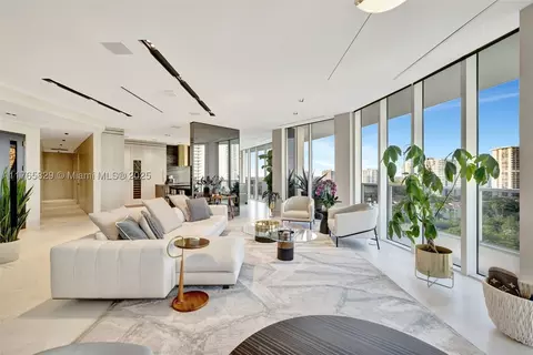 4100 Island Blvd #1004, Aventura, FL 33160