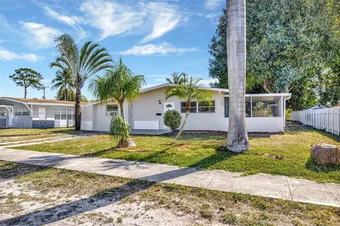 520 Carolina Ave, Fort Lauderdale, FL 33312