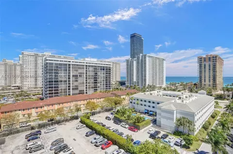 3113 S Ocean Dr #1004, Hallandale Beach, FL 33009