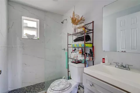 2862 NW 4th St, Pompano Beach, FL 33069 photo 10