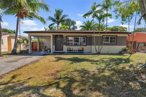 2813 SW 67th Ln, Miramar, FL 33023