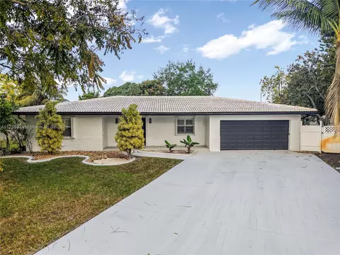 4321 NW 110th Ct, Coral Springs, FL 33065