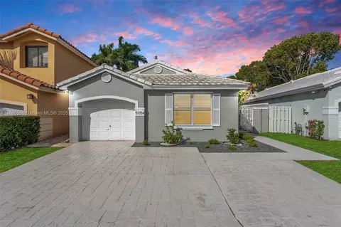 5054 SW 154th Pl, Miami, FL 33185