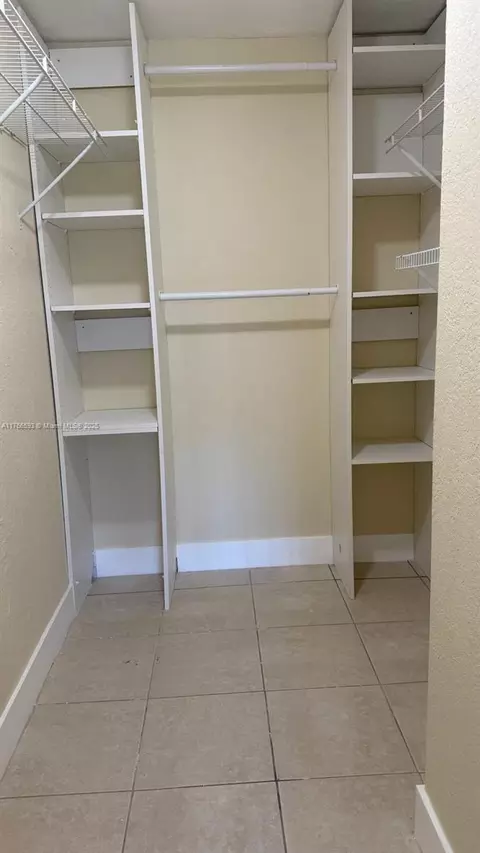 Undisclosed, Hialeah, FL 33014 photo 5